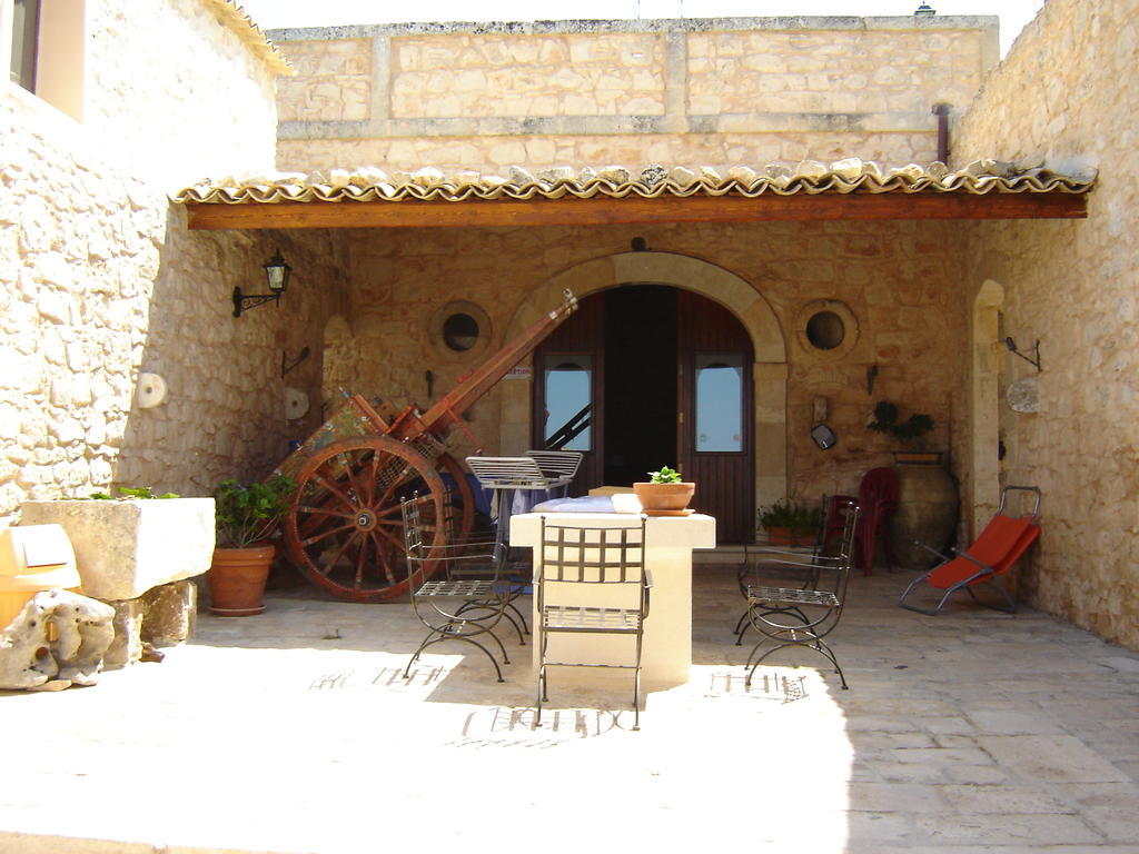 Agriturismo Al Casale Donnafugata Luaran gambar